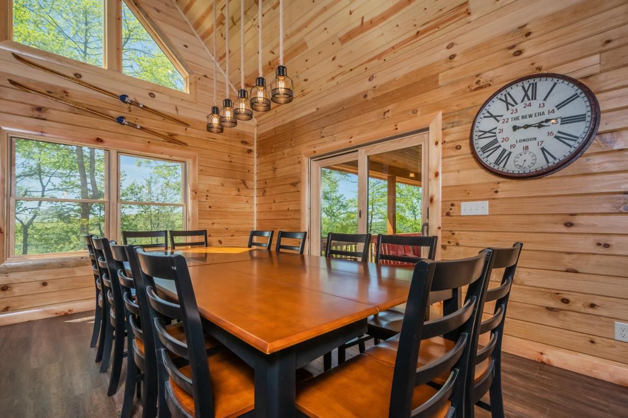 Cjs Mountain Lodge МакХенри Екстериор снимка