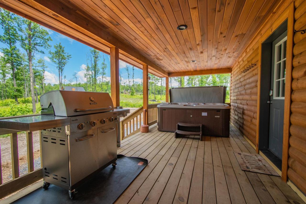 Cjs Mountain Lodge МакХенри Екстериор снимка