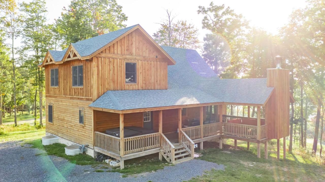 Cjs Mountain Lodge МакХенри Екстериор снимка